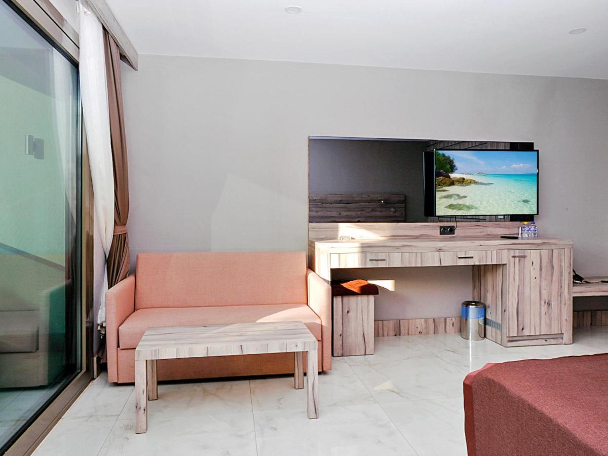 Delta Hotels By Marriott Bodrum Яликовак Экстерьер фото