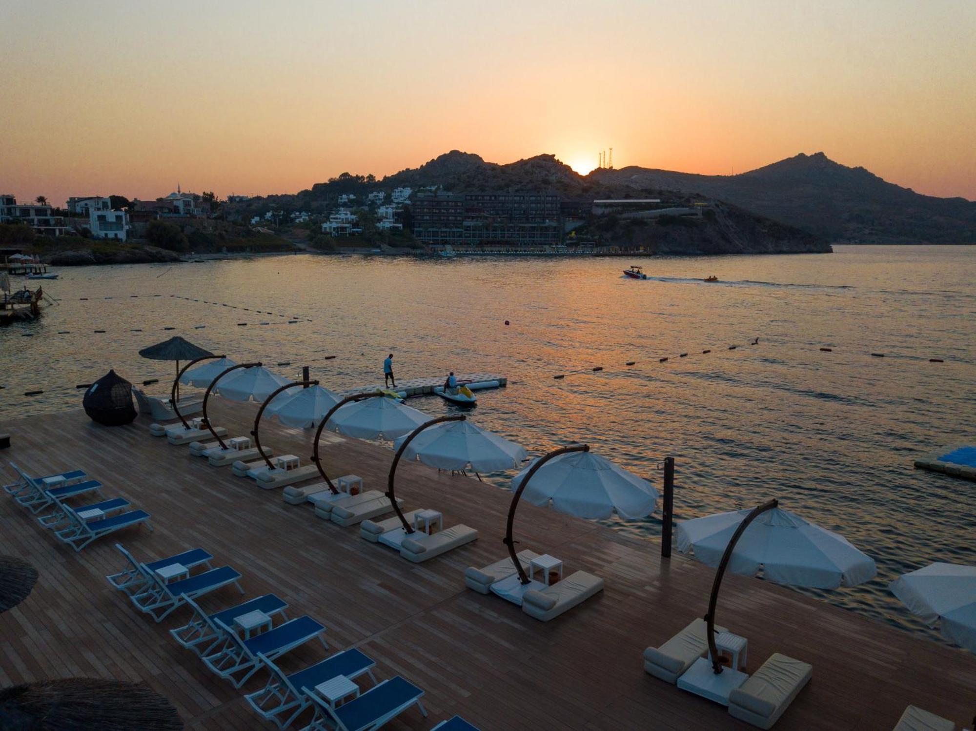 Delta Hotels By Marriott Bodrum Яликовак Экстерьер фото