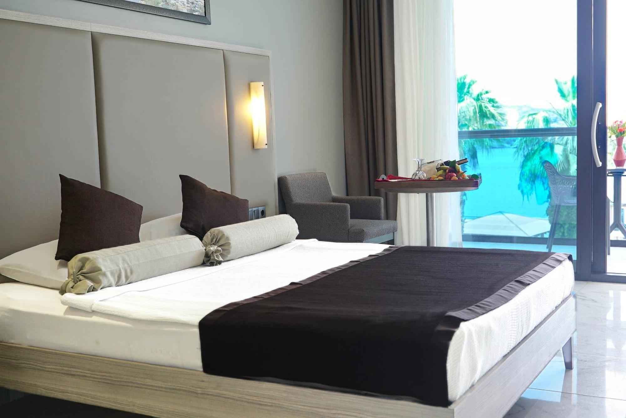 Delta Hotels By Marriott Bodrum Яликовак Экстерьер фото